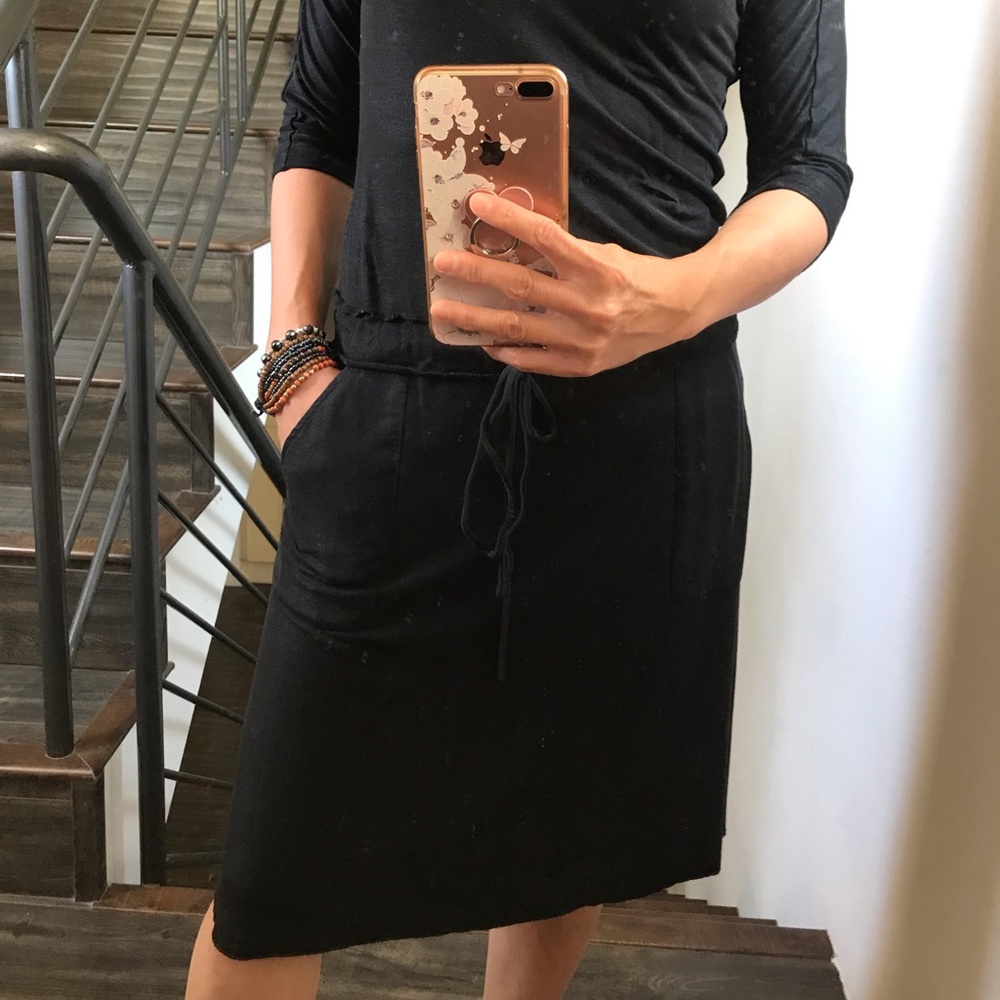 Comfy black dress